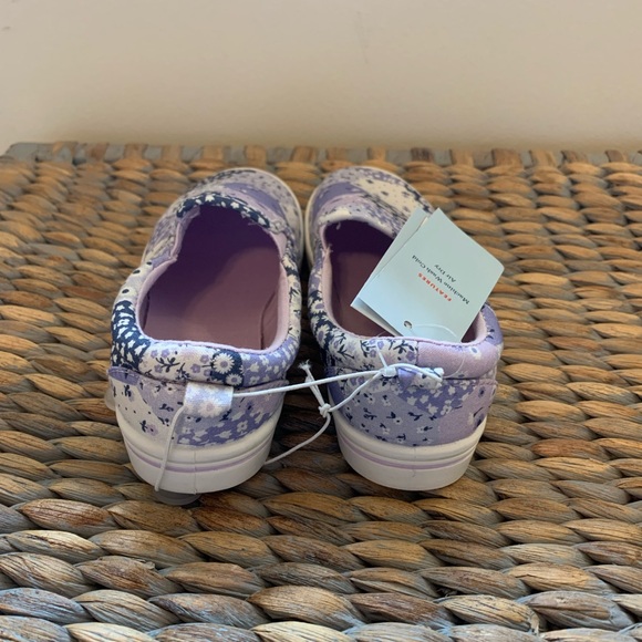 Cat & Jack Kids Purple Slip-On Sneakers size 2 NWT - Picture 3 of 3